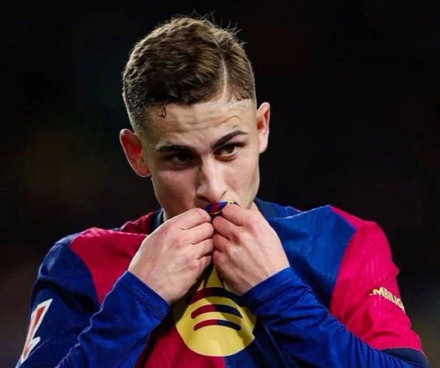 曼联高价签谢什科影响补强中场！多名目标无望，买巴萨悍将没可能